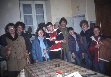 Iconographie - Bande de jeunes