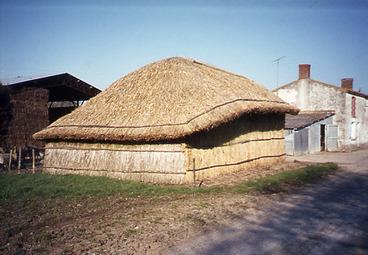 Iconographie - Local en chaume