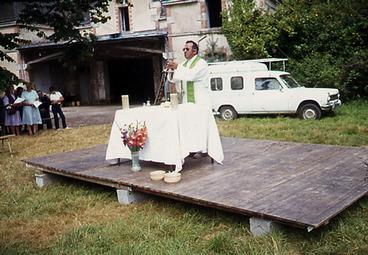 Iconographie - Messe en plein air