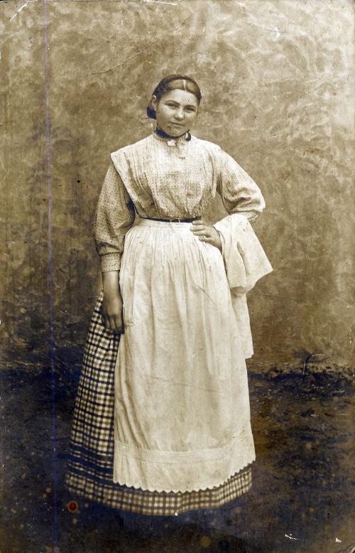 Iconographie - Sarah Barreteau jeune fille