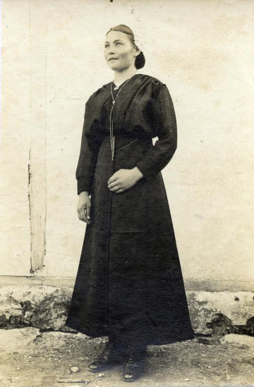 Iconographie - Sarah Barreteau jeune fille