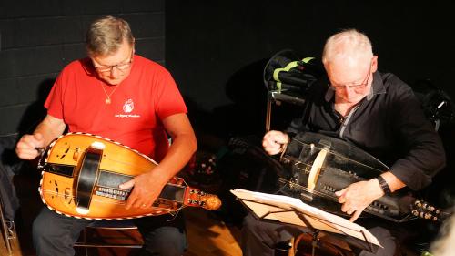 Iconographie - Le Big band trad de Vendée au festival de Bouche à oreilles, à Parthenay