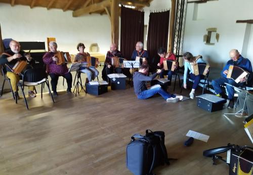Iconographie - Répétition du Big band trad de Vendée au Vasais