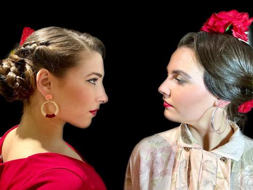 Iconographie - Danseuses du spectacle Fuego