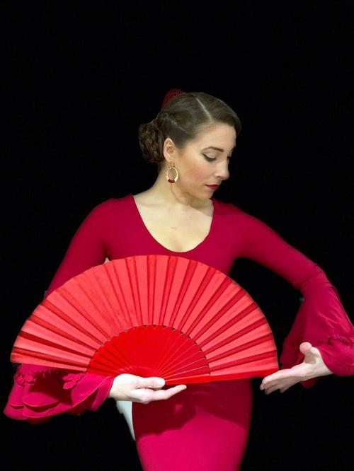 Iconographie - Danseuse du spectacle Fuego