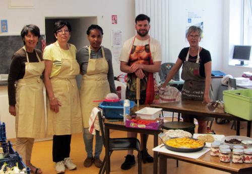 Iconographie - Atelier cuisine du Secours catholique