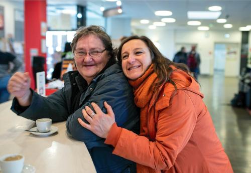 Iconographie - Convivialité et fraternité au Secours catholique