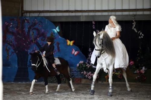 Iconographie - Spectacle de La Grange d'Asson