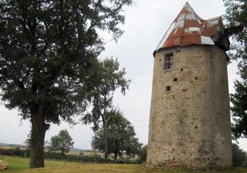 Iconographie - Le moulin Baron en ruines