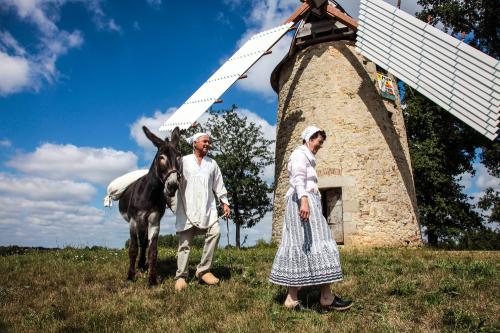 Iconographie - Mise enscène au moulin Baron