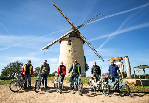 Iconographie - Rando mobylettes au moulin Baron