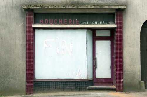 Iconographie - Vitrine d'une ancienne boucherie