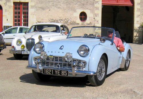 Iconographie - Jacques Raballand pilotant une Triumph