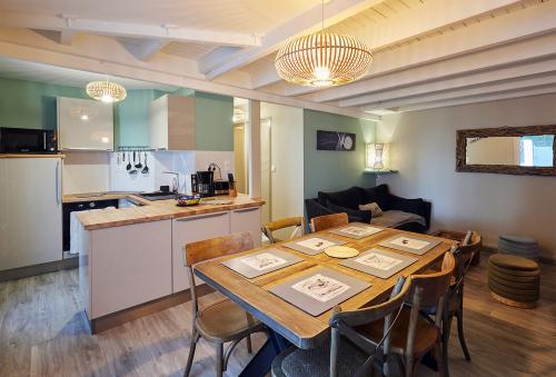 Iconographie - Cuisine d'un logement sur le remblais à louer