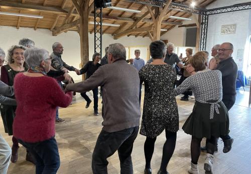 Iconographie - Danse la maraîchine par les anciens de Tap Dou Païe