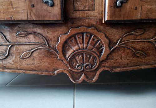 Iconographie - Vaissellier de Choisy - Détail de la traverse basse