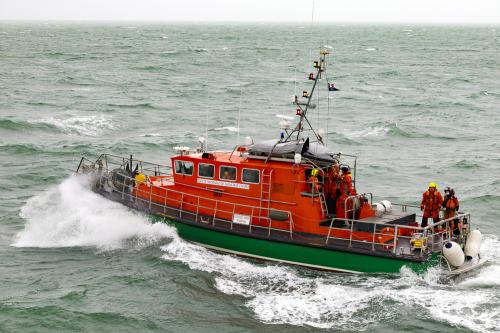 Iconographie - Le SNS 076 partant en exercice d'hélitreuillage