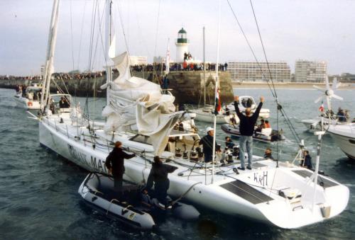 Iconographie - Vendée Globe - Arrivée du Hongrois Nandor Fa