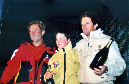 Iconographie - Vendée Globe - Le podium lors des arrivées février 2001