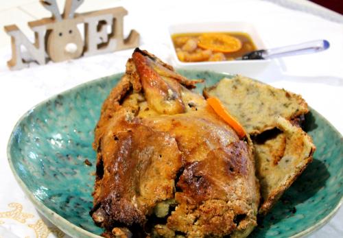 Iconographie - Pintade chaponnée en croûte de sel, selon Marie-France Bertaud