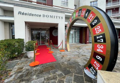 Iconographie - Décoration en arche au casino par Envol