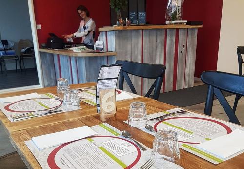 Iconographie - Restaurant Ô bell' endroit