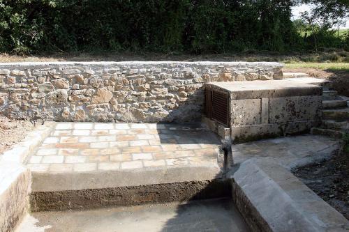 Iconographie - Le lavoir de la Braud après restauration
