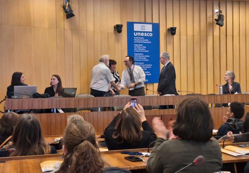 Iconographie - Remise du Trophée des réserves de biosphère