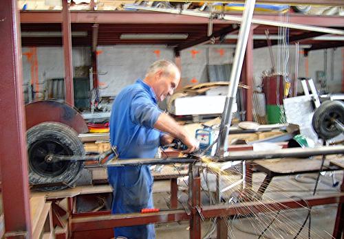 Iconographie - Réparation et construction de chars à voile