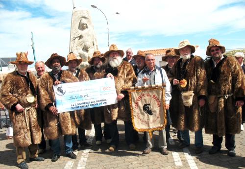 Iconographie - Remise de chèques à la SNSM de l'Île d'Yeu