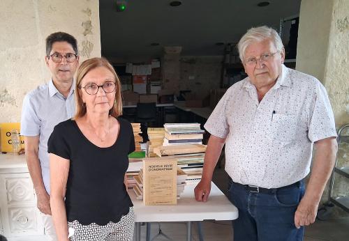 Iconographie - Dominique Tétaud et son épouse lors d'un don de livres