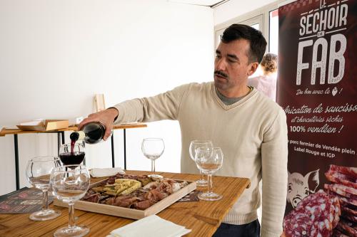Iconographie - Fabrication de saucissons secs Fabien Tessier