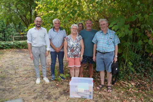 Iconographie - Remise des archives