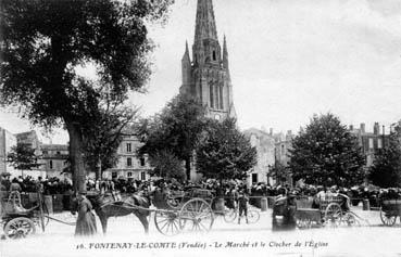 Iconographie - Le marché et le clocher de l'église