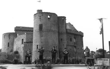 Iconographie - Sounurs sur scène à Clisson (44)