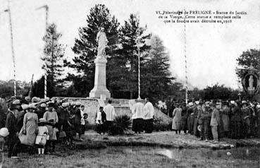 Iconographie - Pèlerinage de Fréligné - Statue du jardin de la Vierge