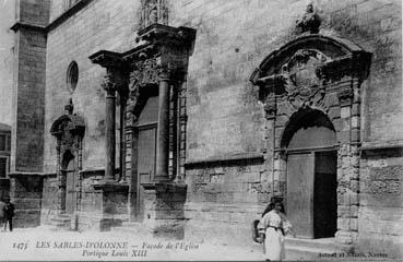 Iconographie - Façade de l'église - Portique Louis XIII