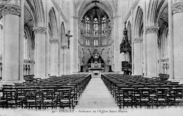 Iconographie - Intérieur de l'église Saint-Pierre