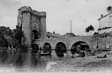 Iconographie - Le Thouet, le pont et la tour St-Jacques (XIII°siècle)