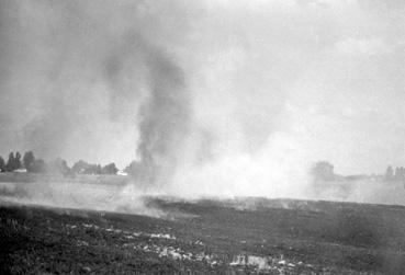 Iconographie - Incendie de paille après la moisson près de la Petite Foudrière