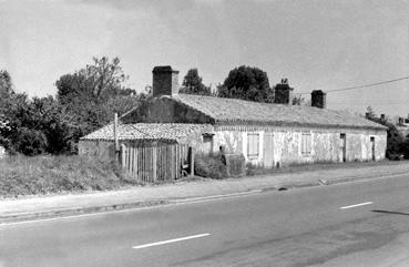 Iconographie - Maison, route des Sables, demoiselles Pénisson