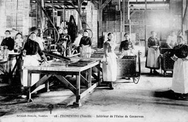 Iconographie - Fromentine - Intérieur de l'usine de conserve