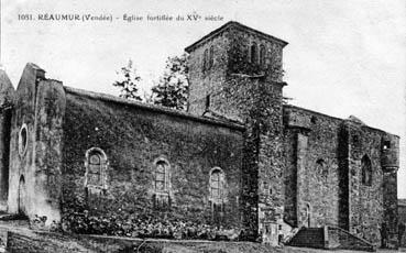 Iconographie - Eglise fortifiée du XVe siècle