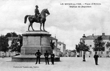Iconographie - Place d'Arme. Statue de Napoléon