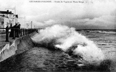 Iconographie - Etude de vagues au Phare Rouge