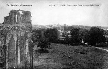 Iconographie - Panorama vu d'une des tours de l'abbaye