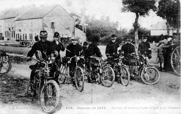 Iconographie - Guerre de 1914 - Section de motocyclistes Belges