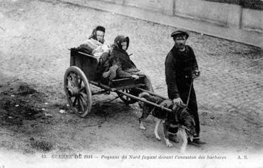 Iconographie - Guerre de 1914 - Paysans du Nord fuyant devant l'invasion des barbares