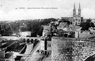 Iconographie - Eglise Saint-André ( vue prise du Donjon )