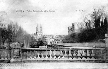 Iconographie - L'église Saint-André et le donjon